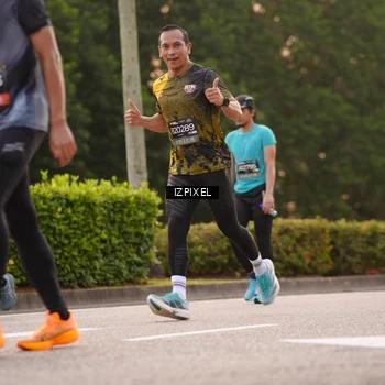 Runner Photo 6327502