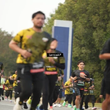 Runner Photo 6327527