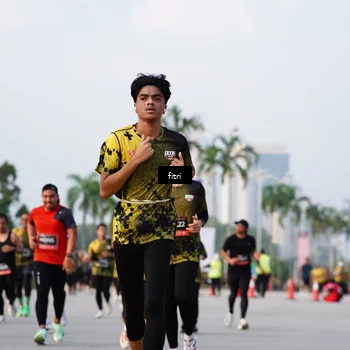 Runner Photo 6327544