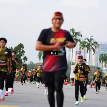 Runner Photo 6327601