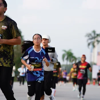 Runner Photo 6327641