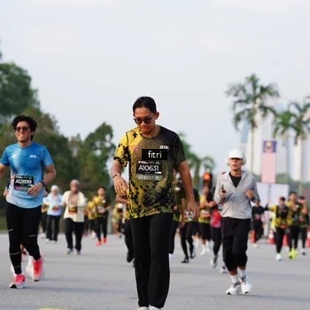 Runner Photo 6327657