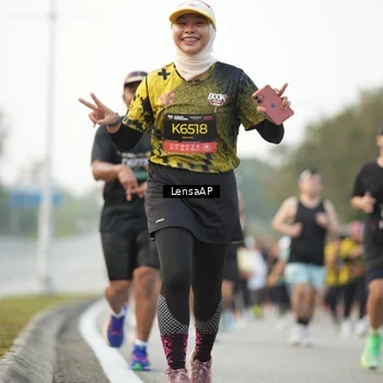 Runner Photo 6327667