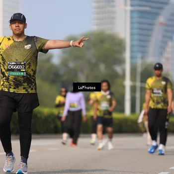 Runner Photo 6327695