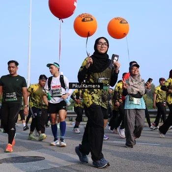 Runner Photo 6327696