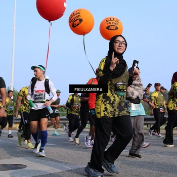 Runner Photo 6327710