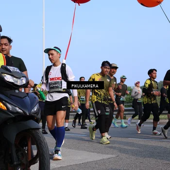 Runner Photo 6327760