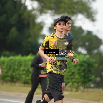 Runner Photo 6327772