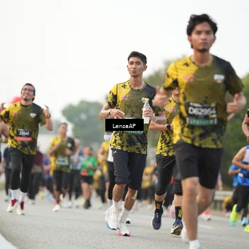 Runner Photo 6327952