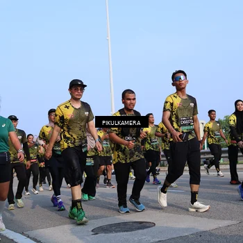 Runner Photo 6327954