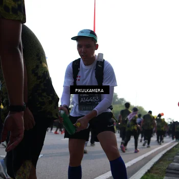 Runner Photo 6327987
