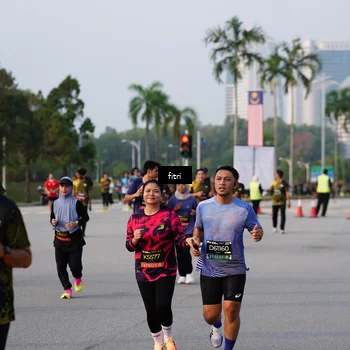 Runner Photo 6327993
