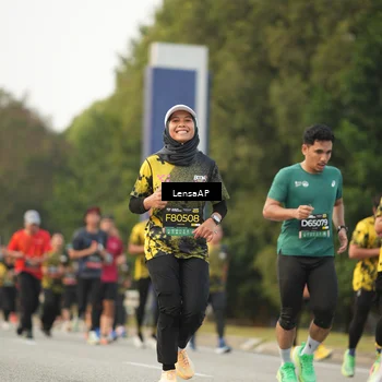 Runner Photo 6328040
