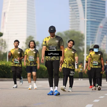 Runner Photo 6328045