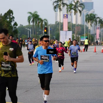 Runner Photo 6328058