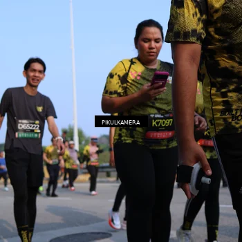 Runner Photo 6328060