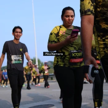 Runner Photo 6328073