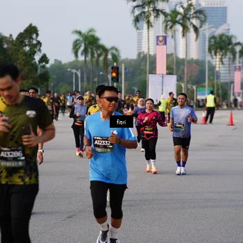 Runner Photo 6328081