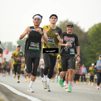 Runner Photo 6328104