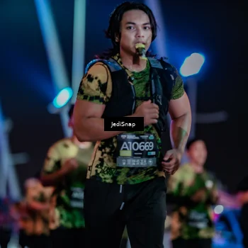 Runner Photo 6328107