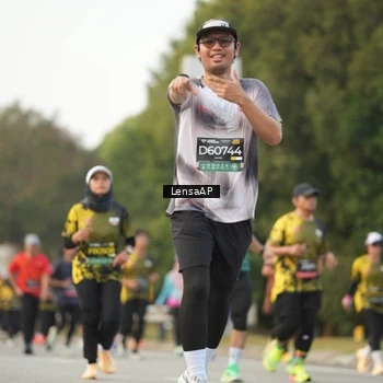 Runner Photo 6328118