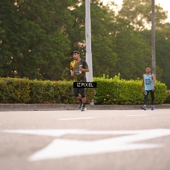 Runner Photo 6328122