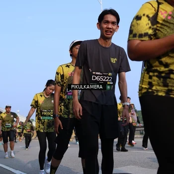 Runner Photo 6328128