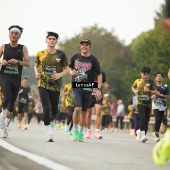 Runner Photo 6328132