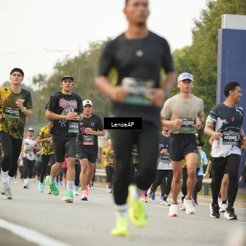Runner Photo 6328142