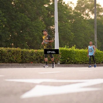 Runner Photo 6328165