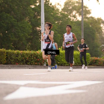 Runner Photo 6328223