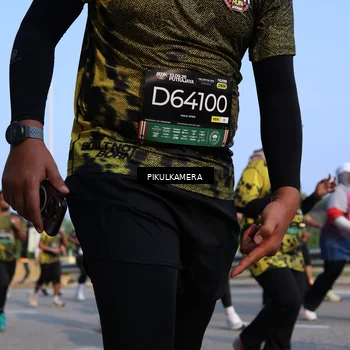 Runner Photo 6328243