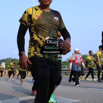 Runner Photo 6328244