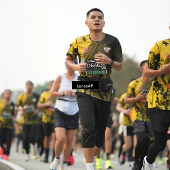 Runner Photo 6328288