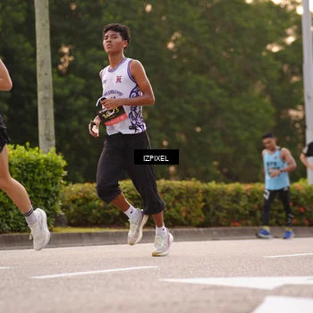 Runner Photo 6328289