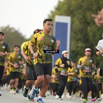 Runner Photo 6328323