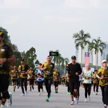 Runner Photo 6328356