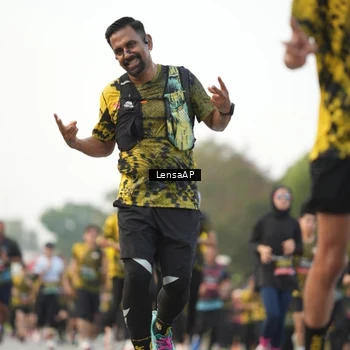 Runner Photo 6328387
