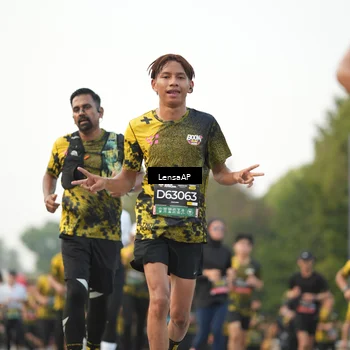 Runner Photo 6328418