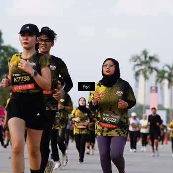 Runner Photo 6328419