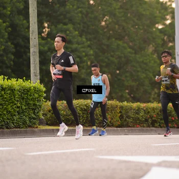 Runner Photo 6328423