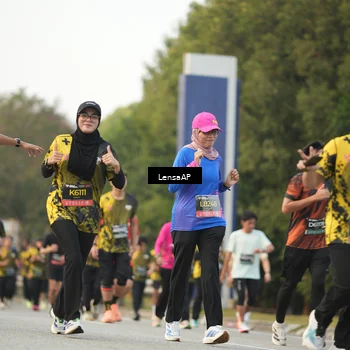 Runner Photo 6328426