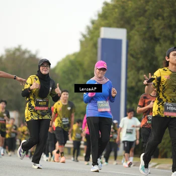 Runner Photo 6328431