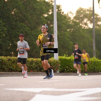 Runner Photo 6328448