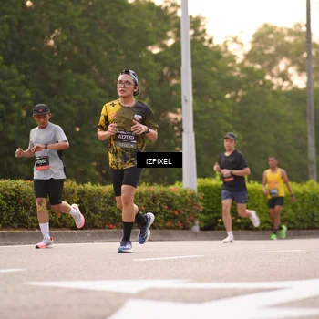 Runner Photo 6328449