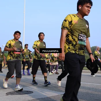 Runner Photo 6328455