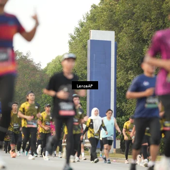 Runner Photo 6328459