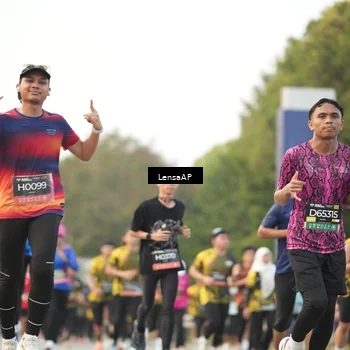 Runner Photo 6328470