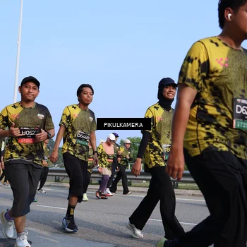 Runner Photo 6328483