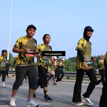 Runner Photo 6328516